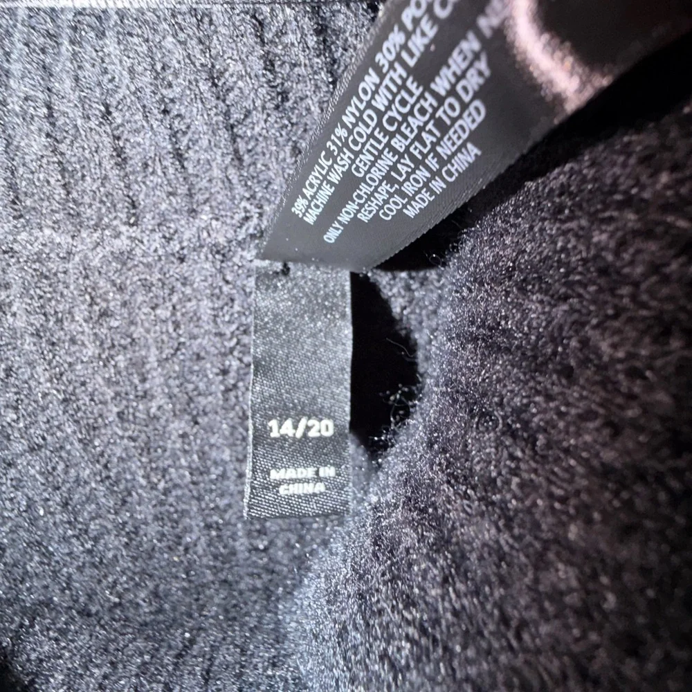 Lane Bryant Black Knit Poncho Top - Picture 3 of 3